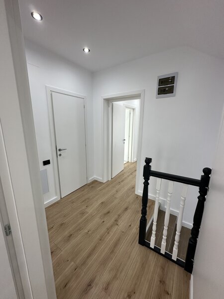 Tunari, Complex Paris Residence