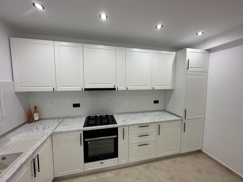 Tunari, Complex Paris Residence