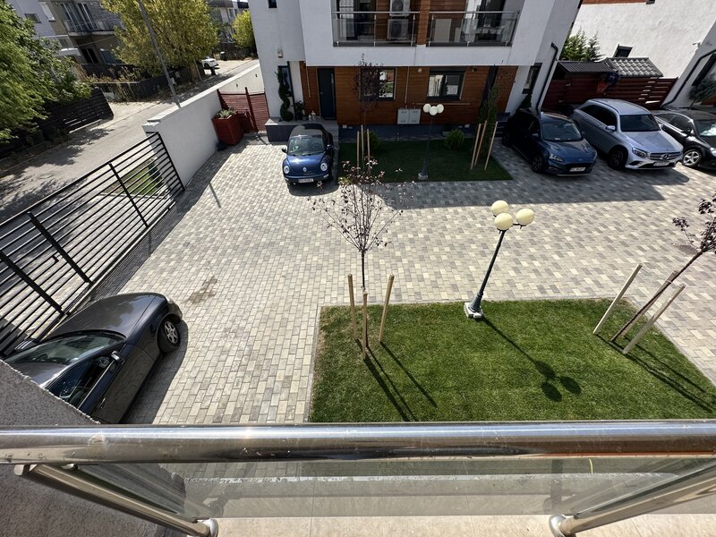 Tunari, Complex Paris Residence