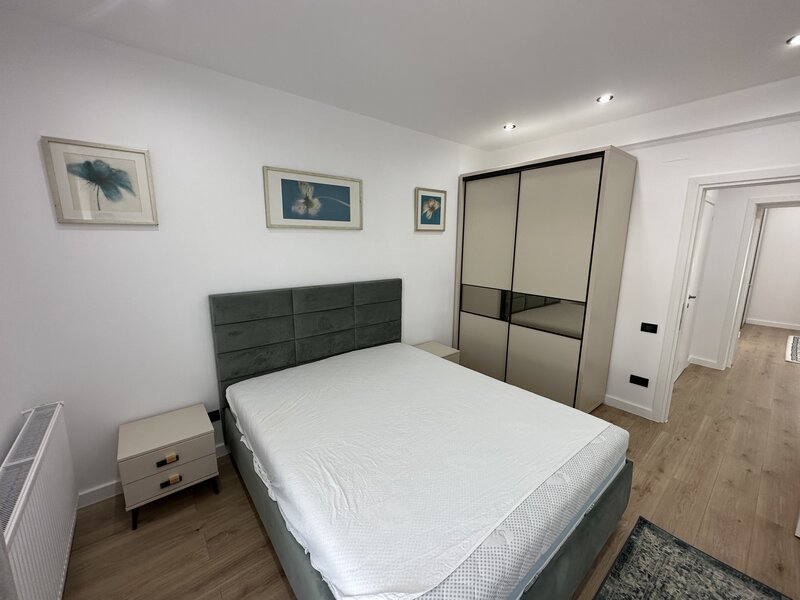 Tunari, Complex Paris Residence