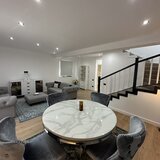 Tunari, Complex Paris Residence